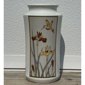 Chokin Art White Action Vase Hummingbird Flowers Japan Oriental Design